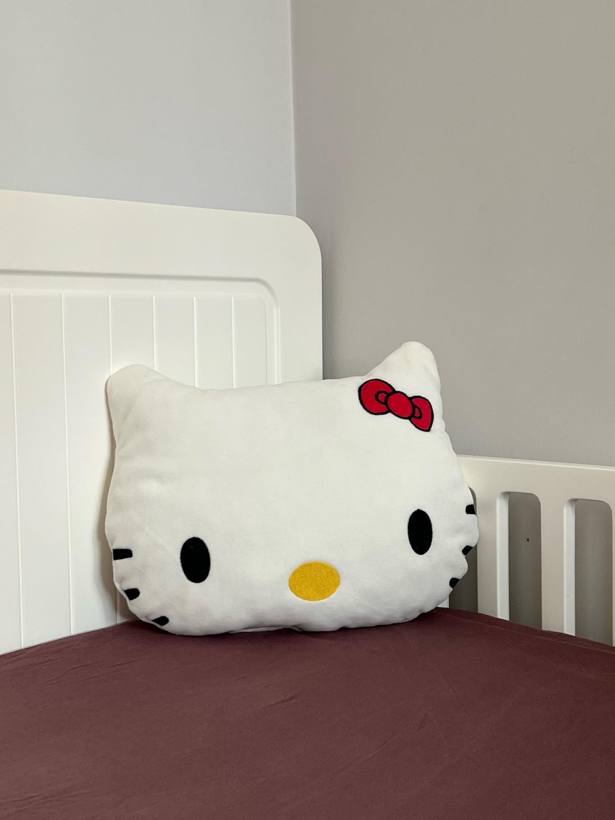 Hello Kitty Peluş Yastık 