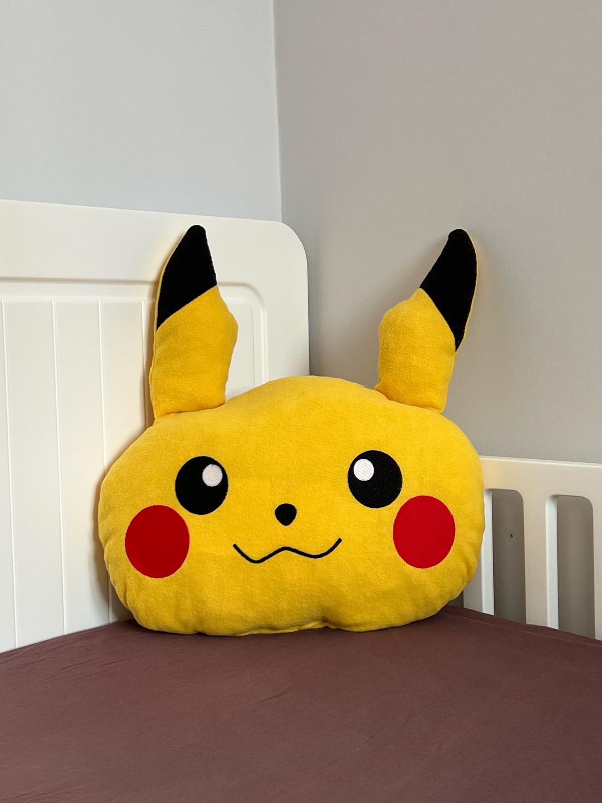 Pokemon Pikachu Peluş Yastık 