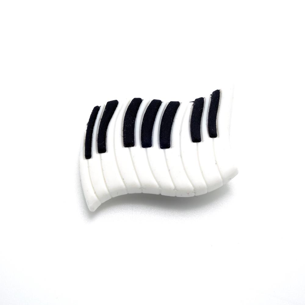 Crocs Pin Model 77 